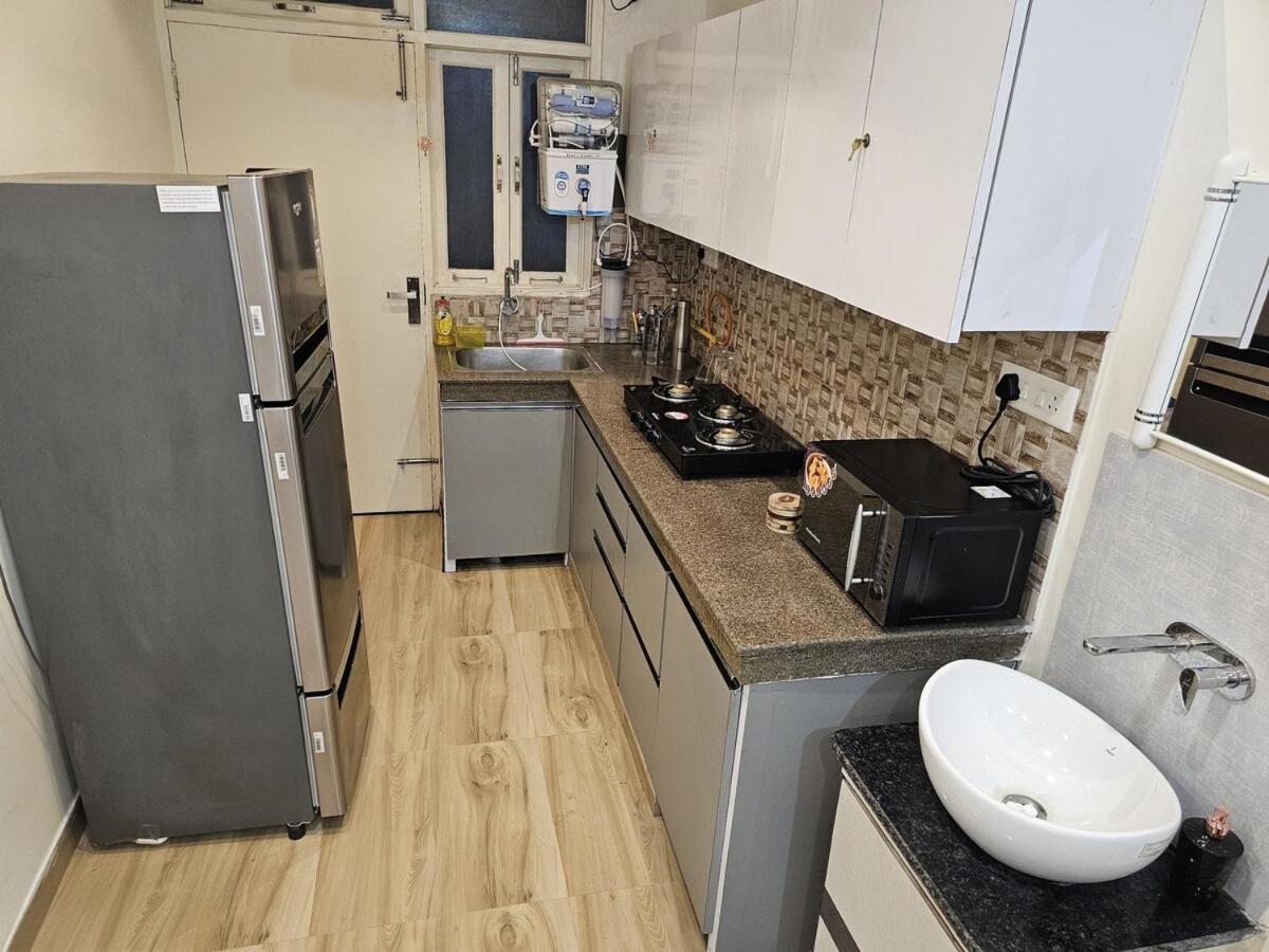 Ganga Ghat 2 Bhk With Kitchen Parking And Lift Varanasi