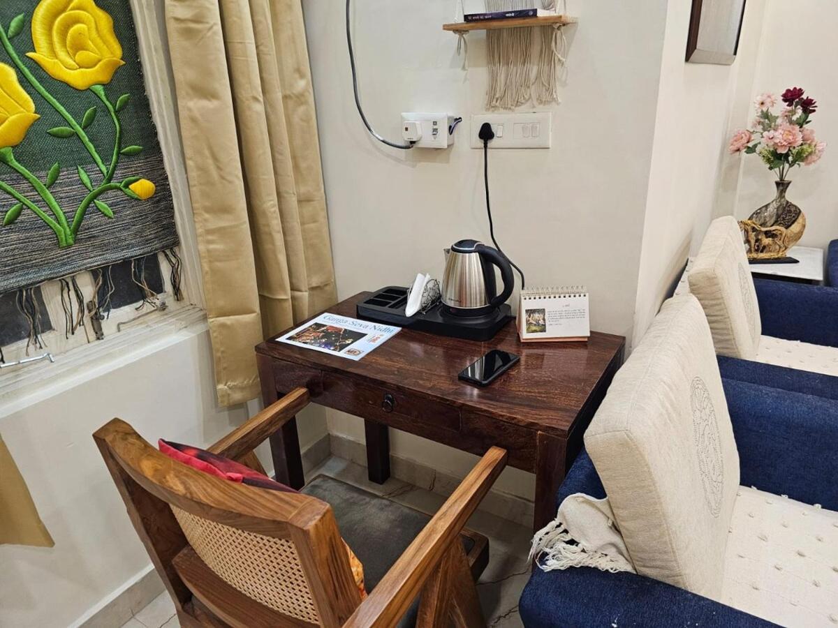 Ganga Ghat 2 Bhk With Kitchen Parking And Lift