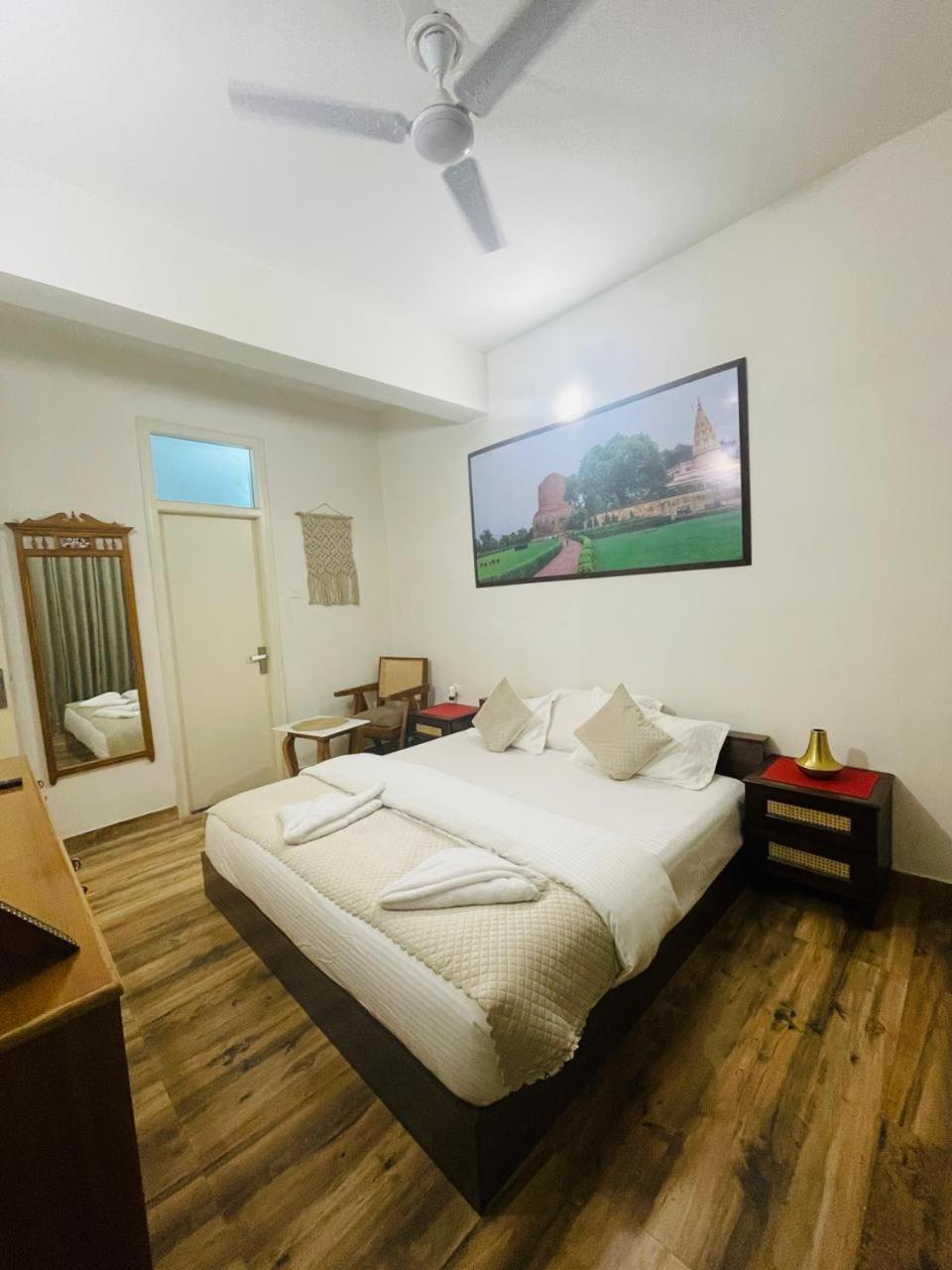 Apartment Ganga Ghat 2 Bhk With Kitchen Parking And Lift