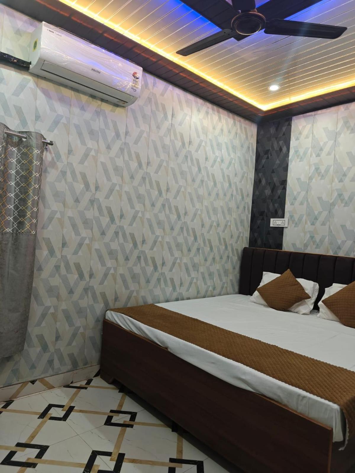 Guest house Aparajita Paying Varanasi