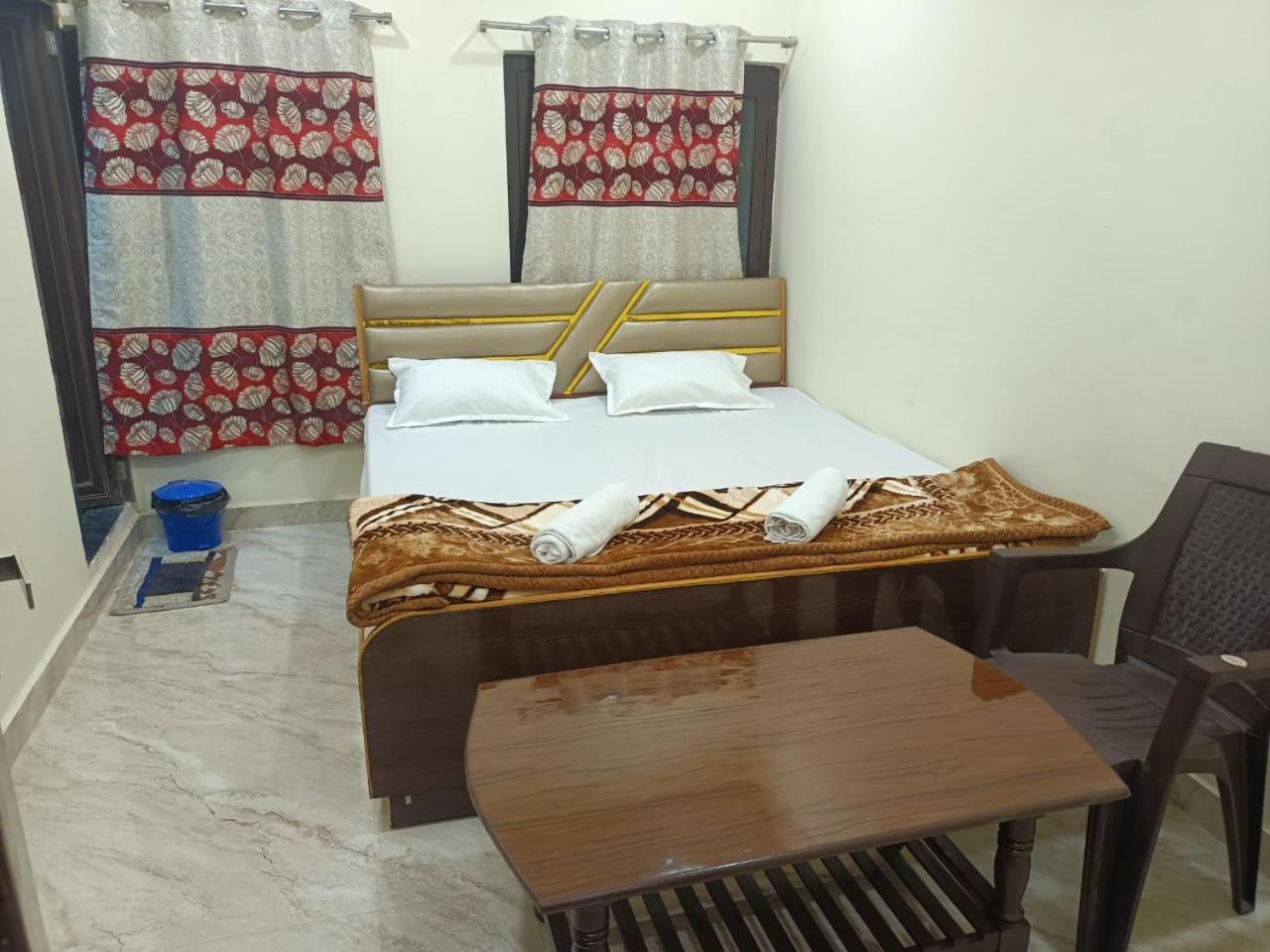Sanskriti * Varanasi