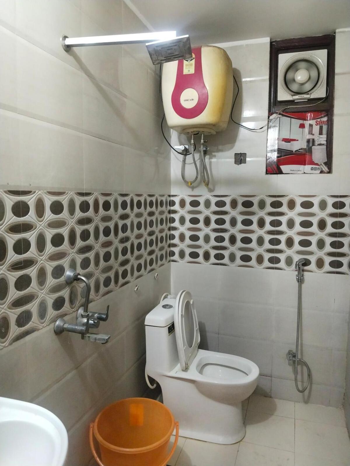 2 Bhk Luxury Flat Apartment *