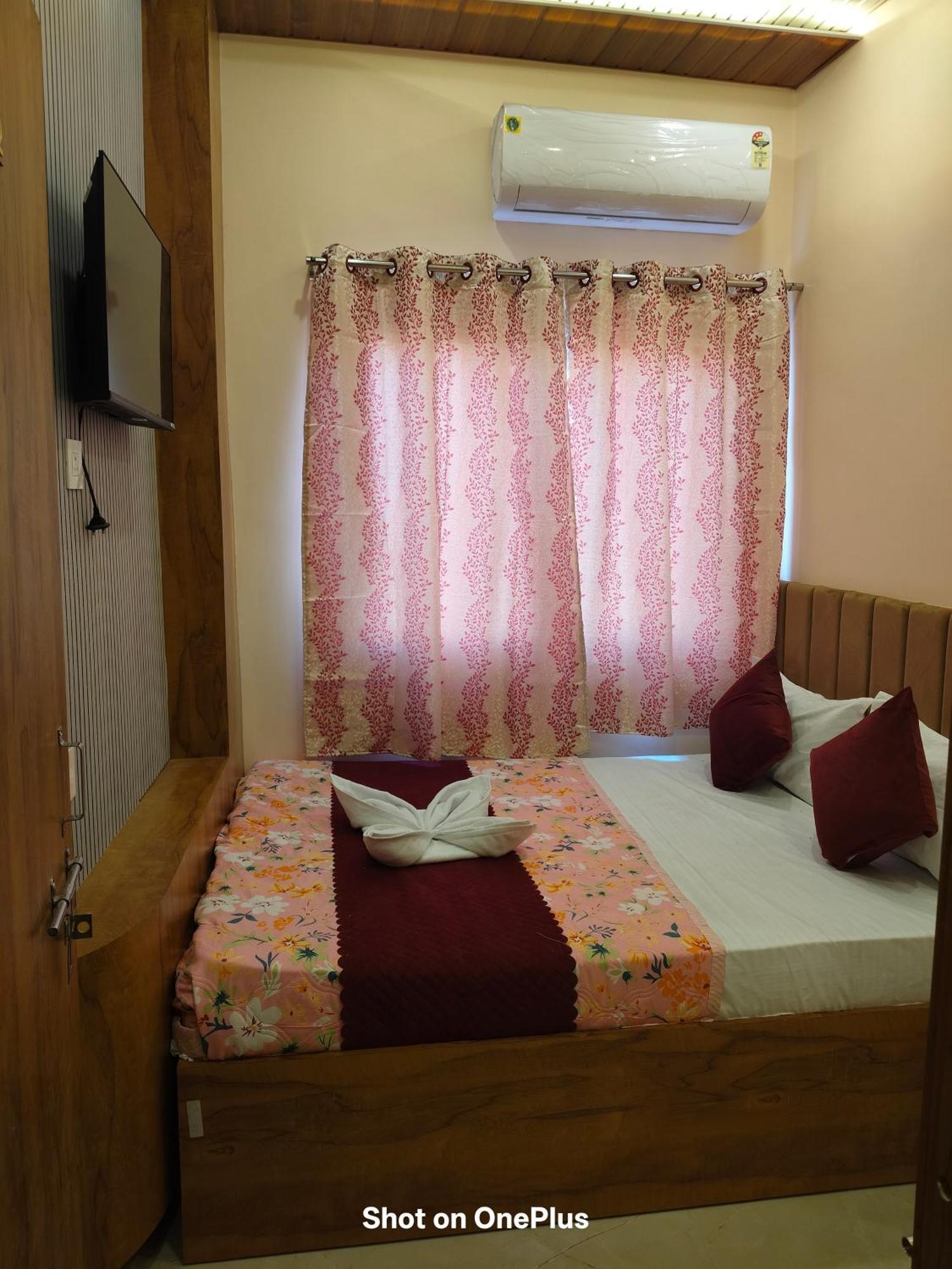 Anushka Homestay Varanasi