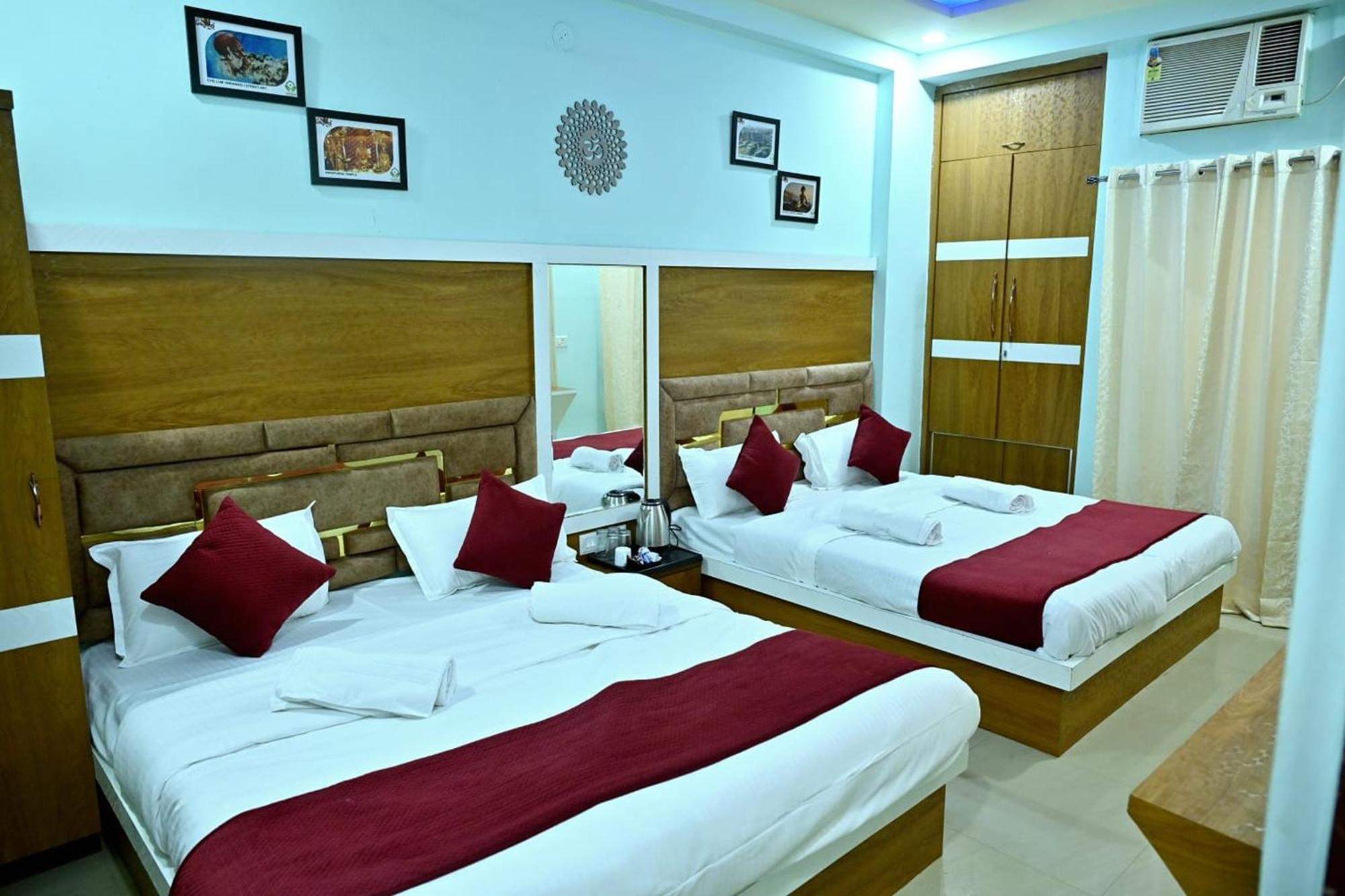Indra 2* Varanasi