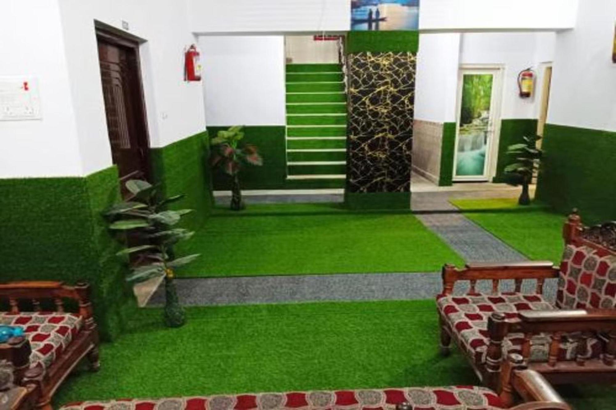 Indra Hotel