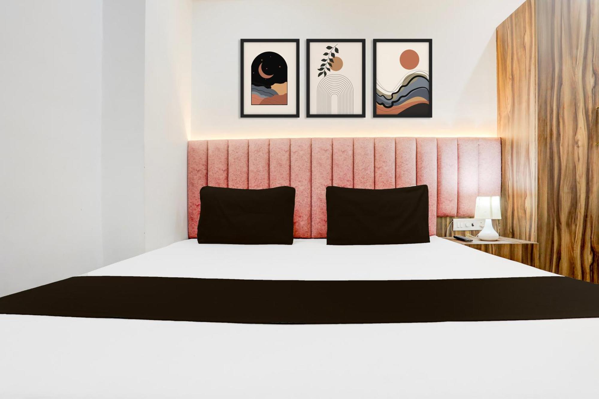 Hotel O Natraj Paying Varanasi