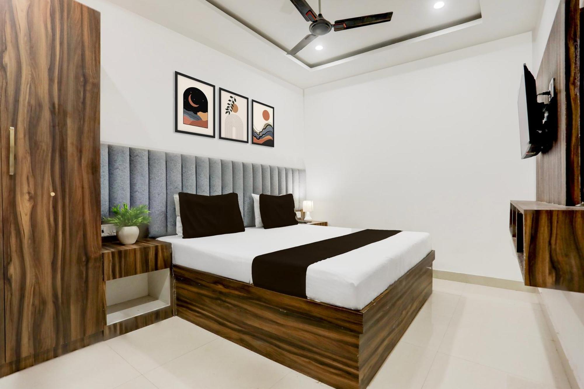 Hotel O Natraj Paying 3*