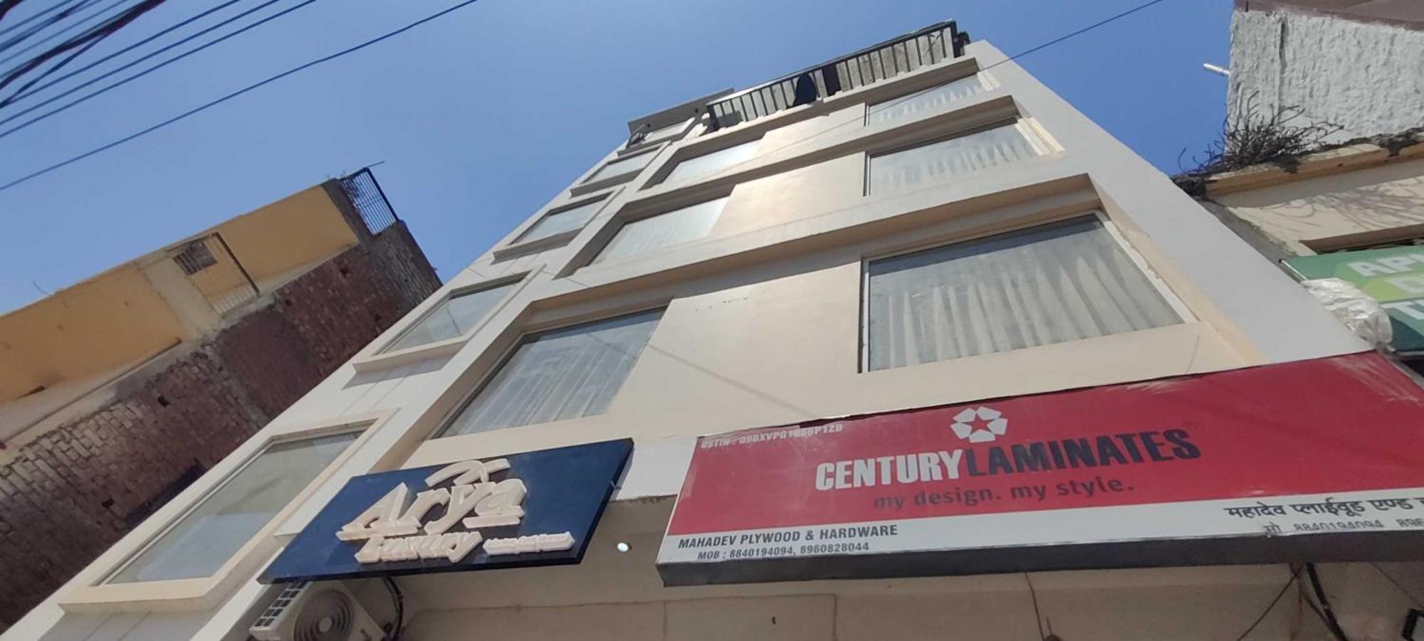 Townhouse Lahartara Railway Bridge Near Bus Stop 2* Varanasi