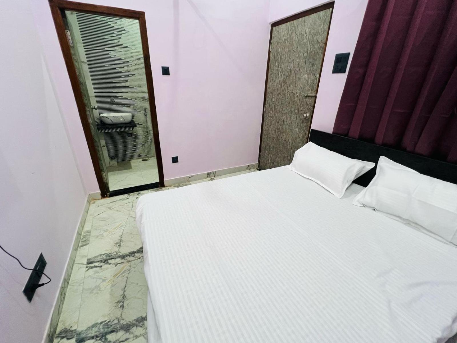 Shivaas Gaagar P Guest house Varanasi