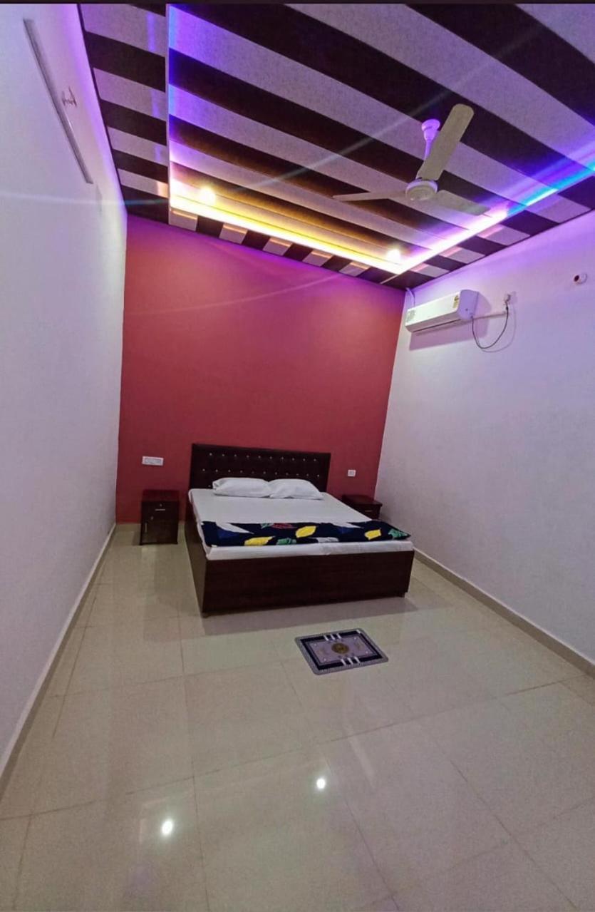 Guest house Raghukul Royal
