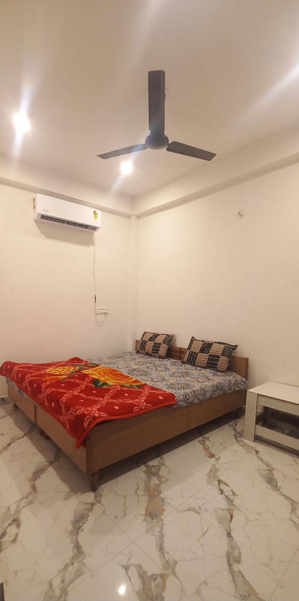 Guest house Dhananjay Tiwari