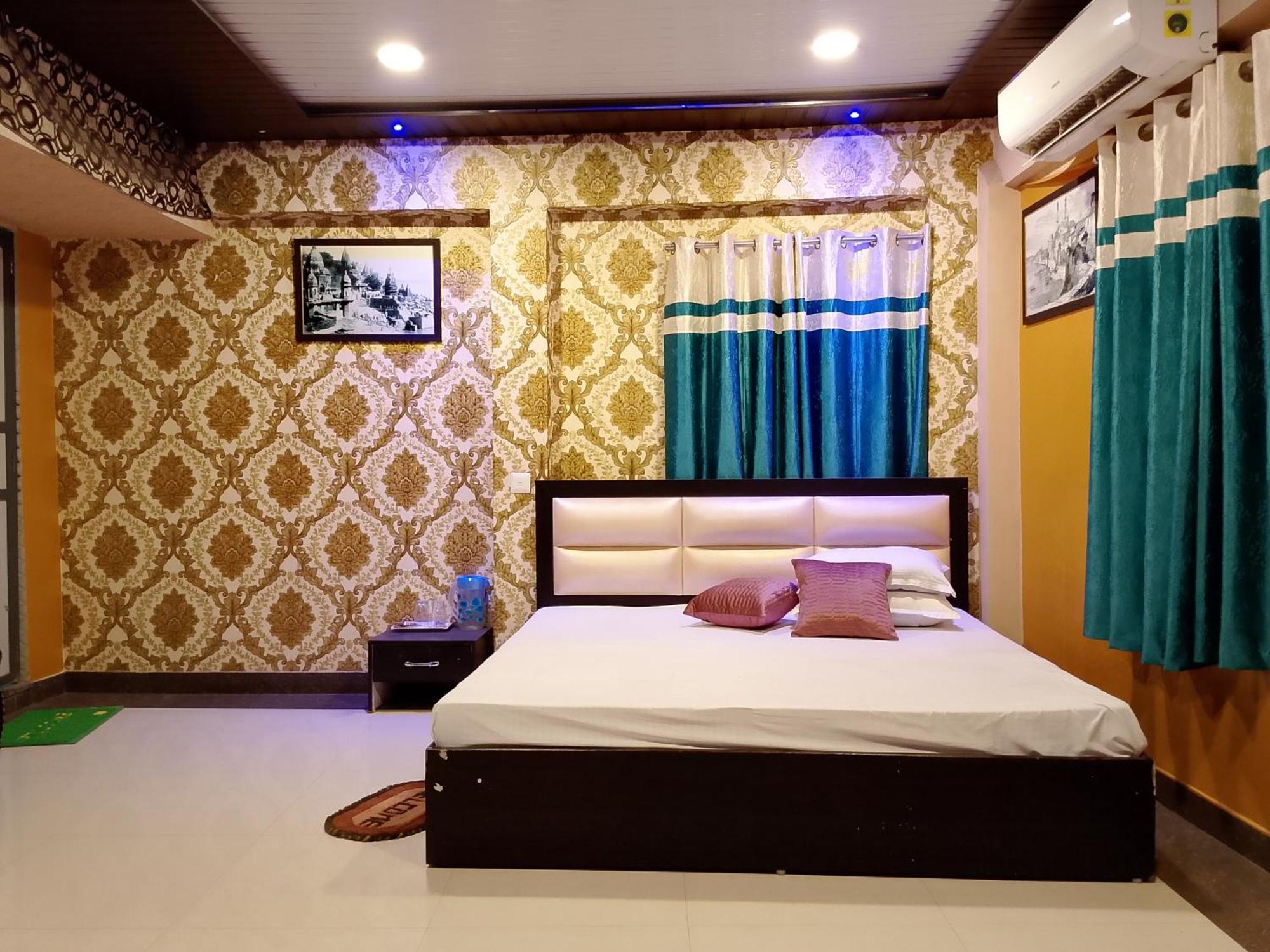 Hr Paying Varanasi