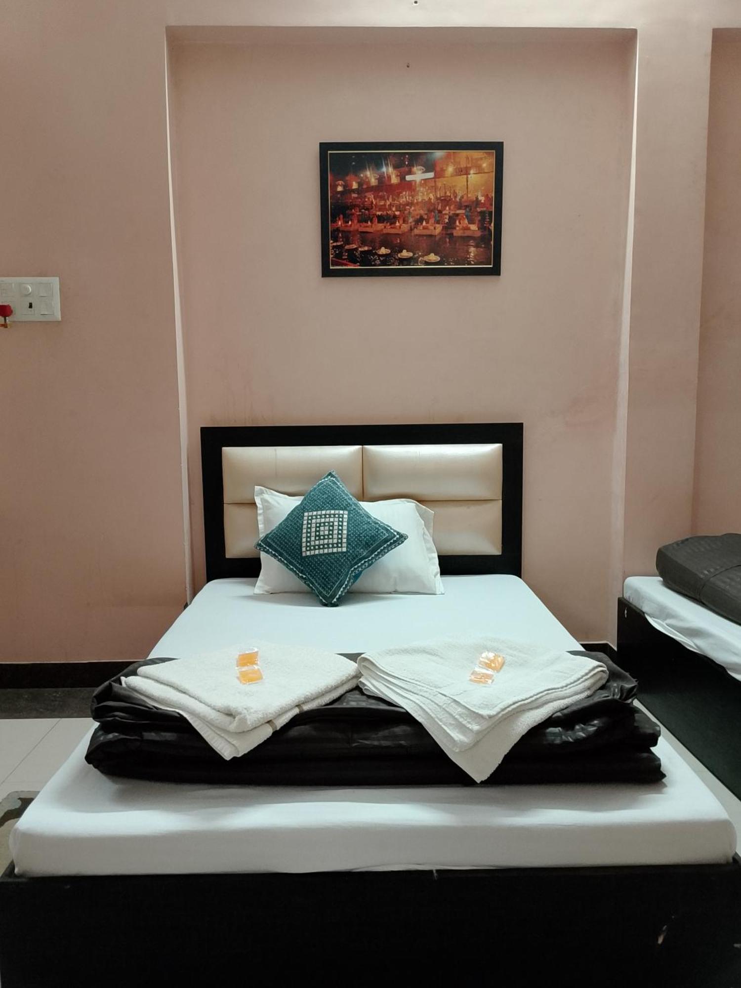 Guest house Hr Paying 3*