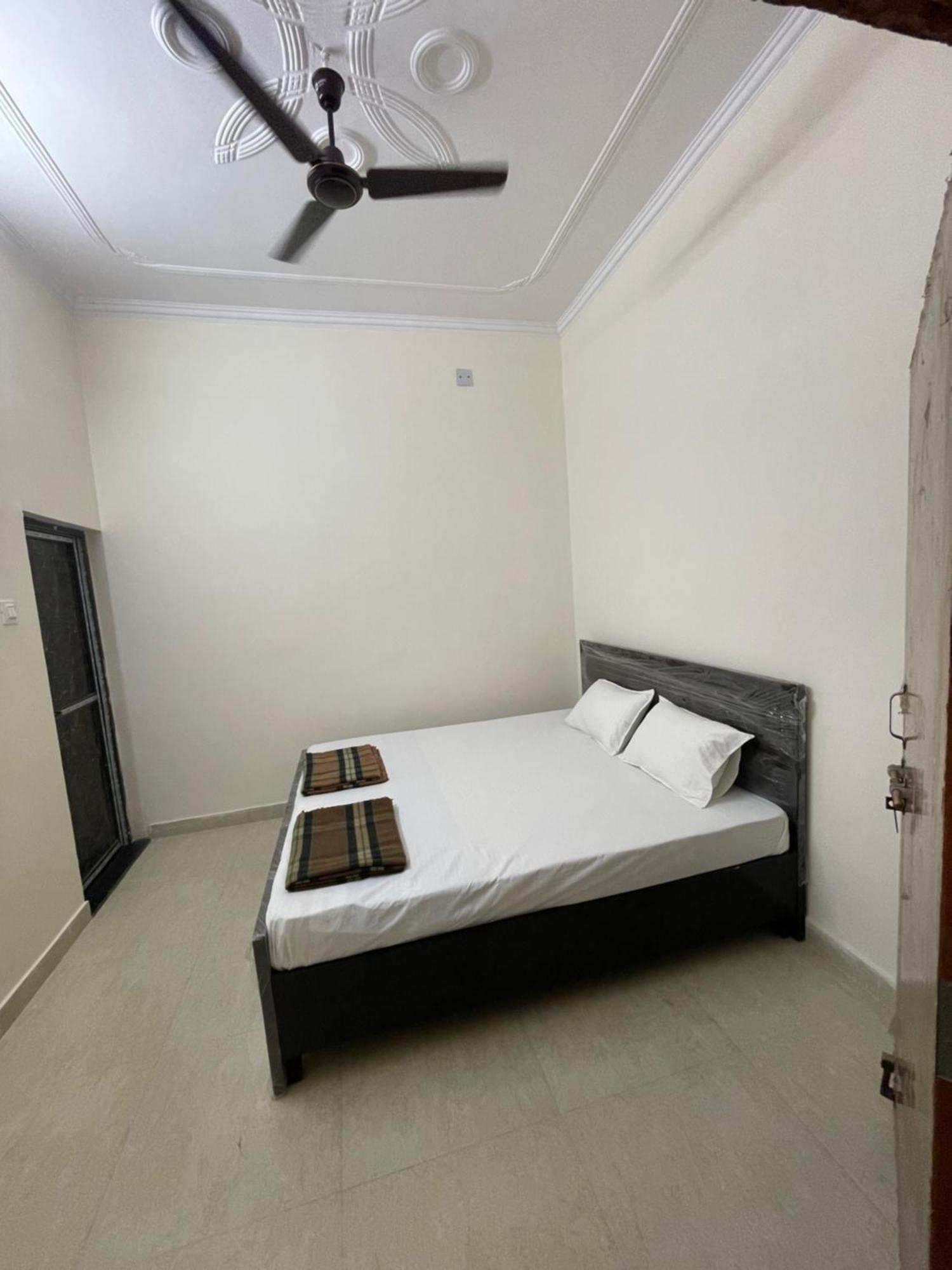 Hbh Greens Apartment Varanasi