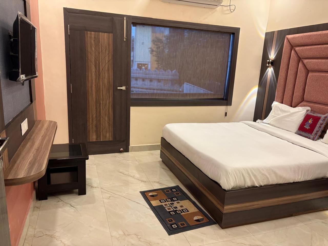 Guest house Dm Paying *