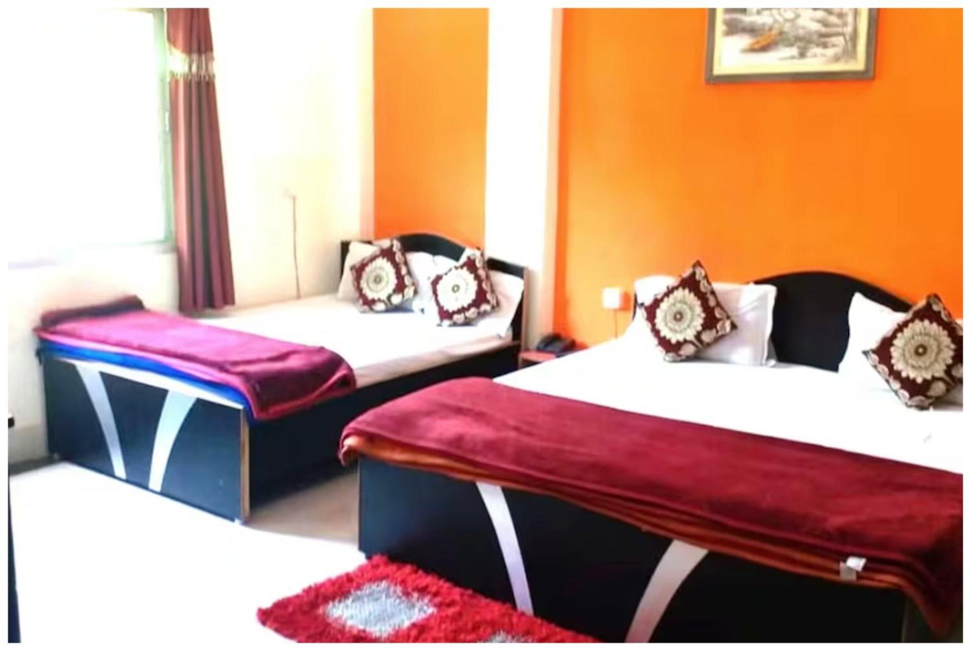 Premium Ashiyana Palace - Shree Kashi Vishwanath Temple - Fully Air Conditioned -