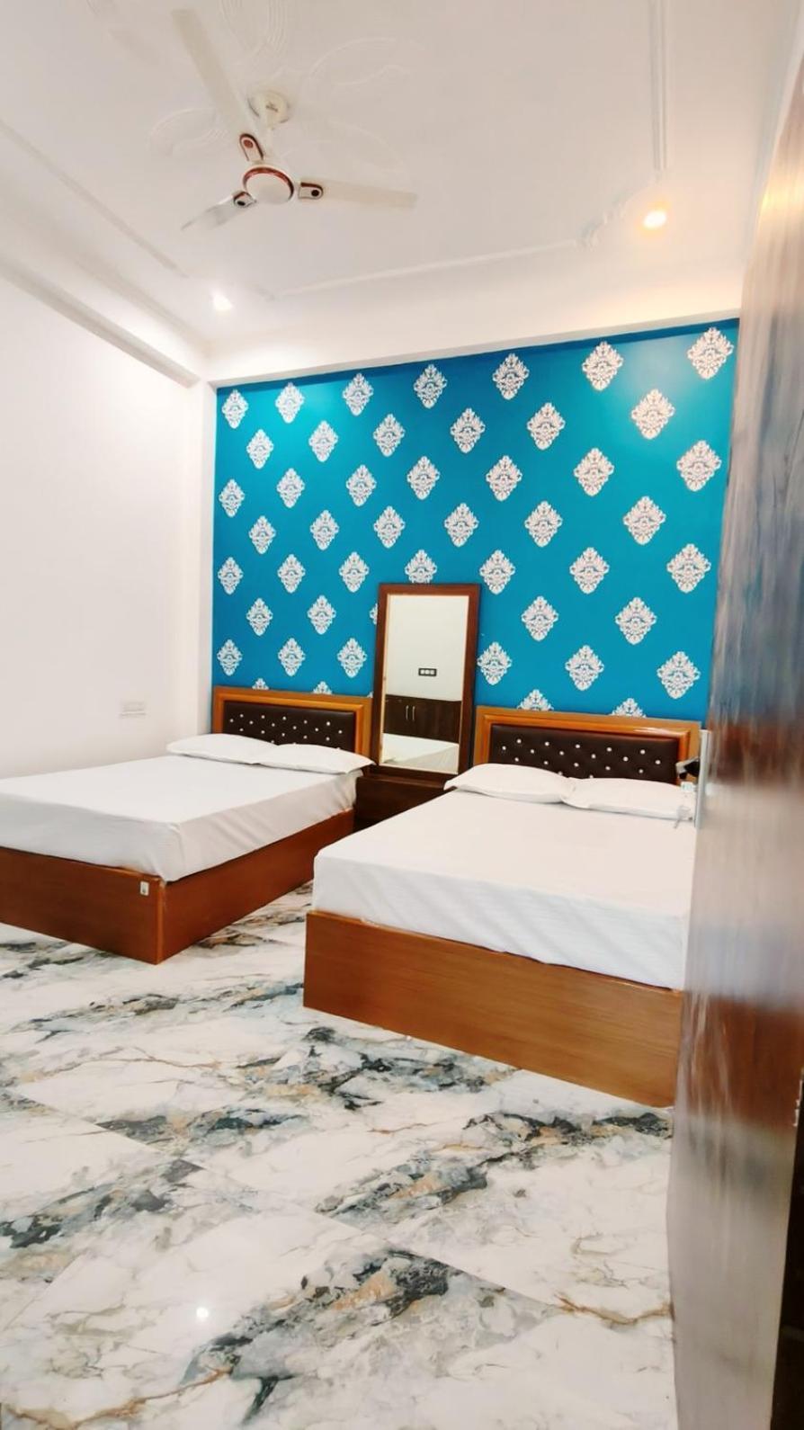 Gauri Paying Hotel 5*