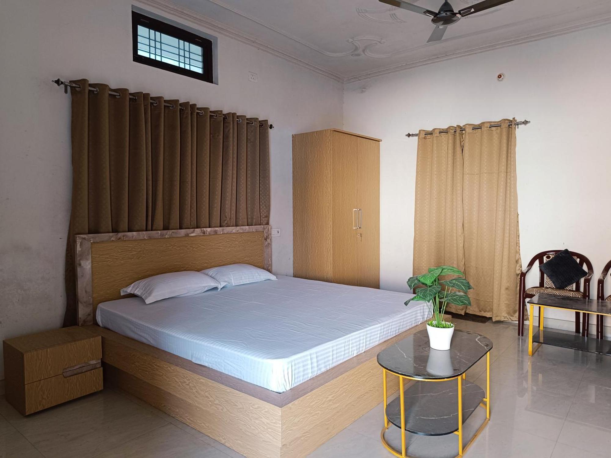 Apartment Krishna 3bhk Varanasi