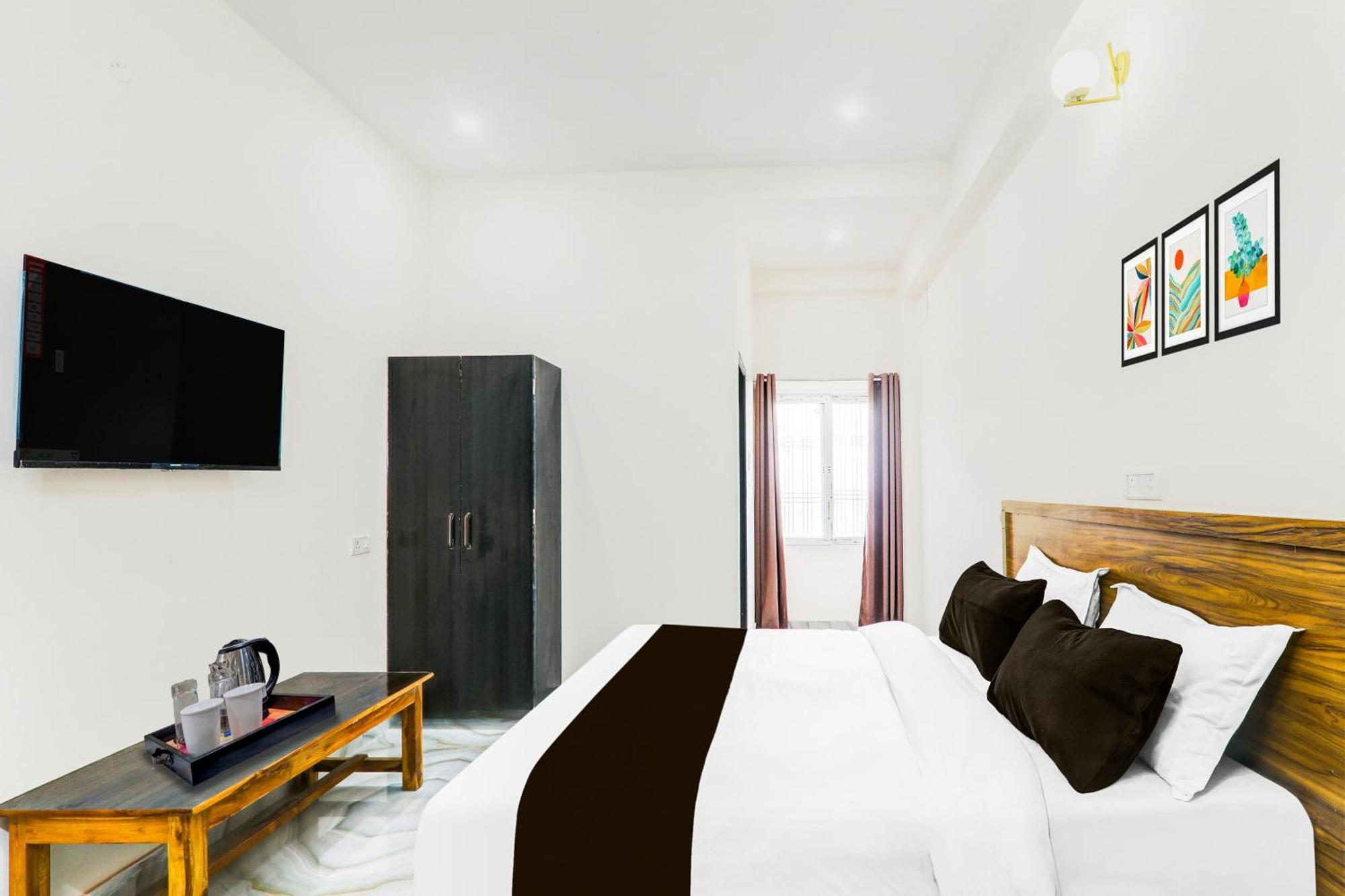 Super Collection O Karaudi Marg Chittaipur Hotel