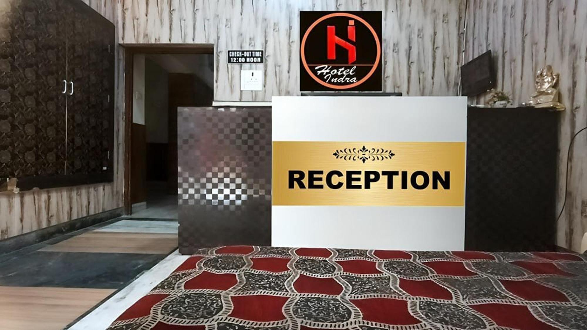 Hotel Indra 2*