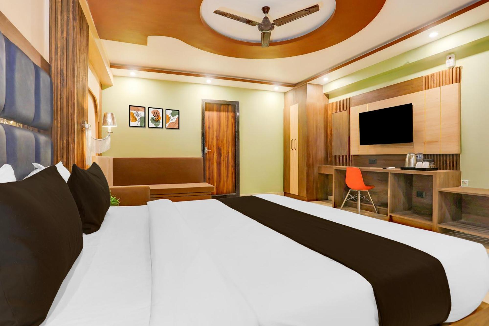O Shivay Palace Hotel 3*