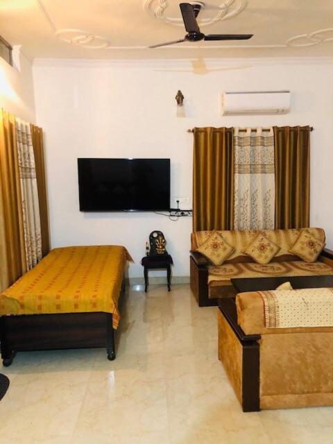 Tattva- 6bhk Apartment Varanasi