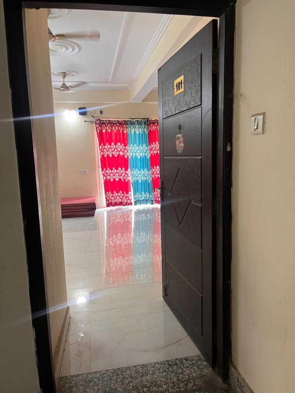 The Royale Retreat * Varanasi
