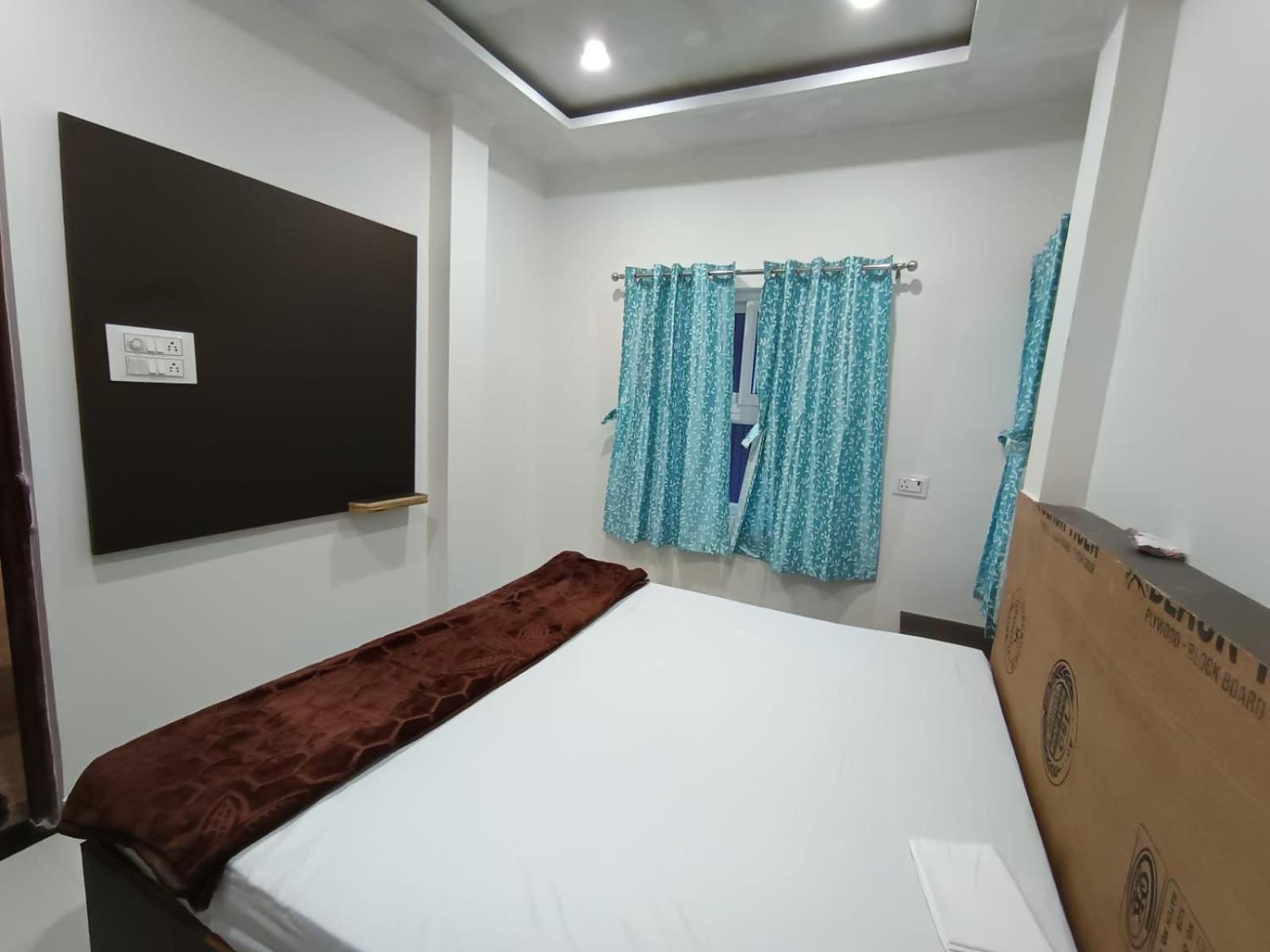 Guest house New Lakshman