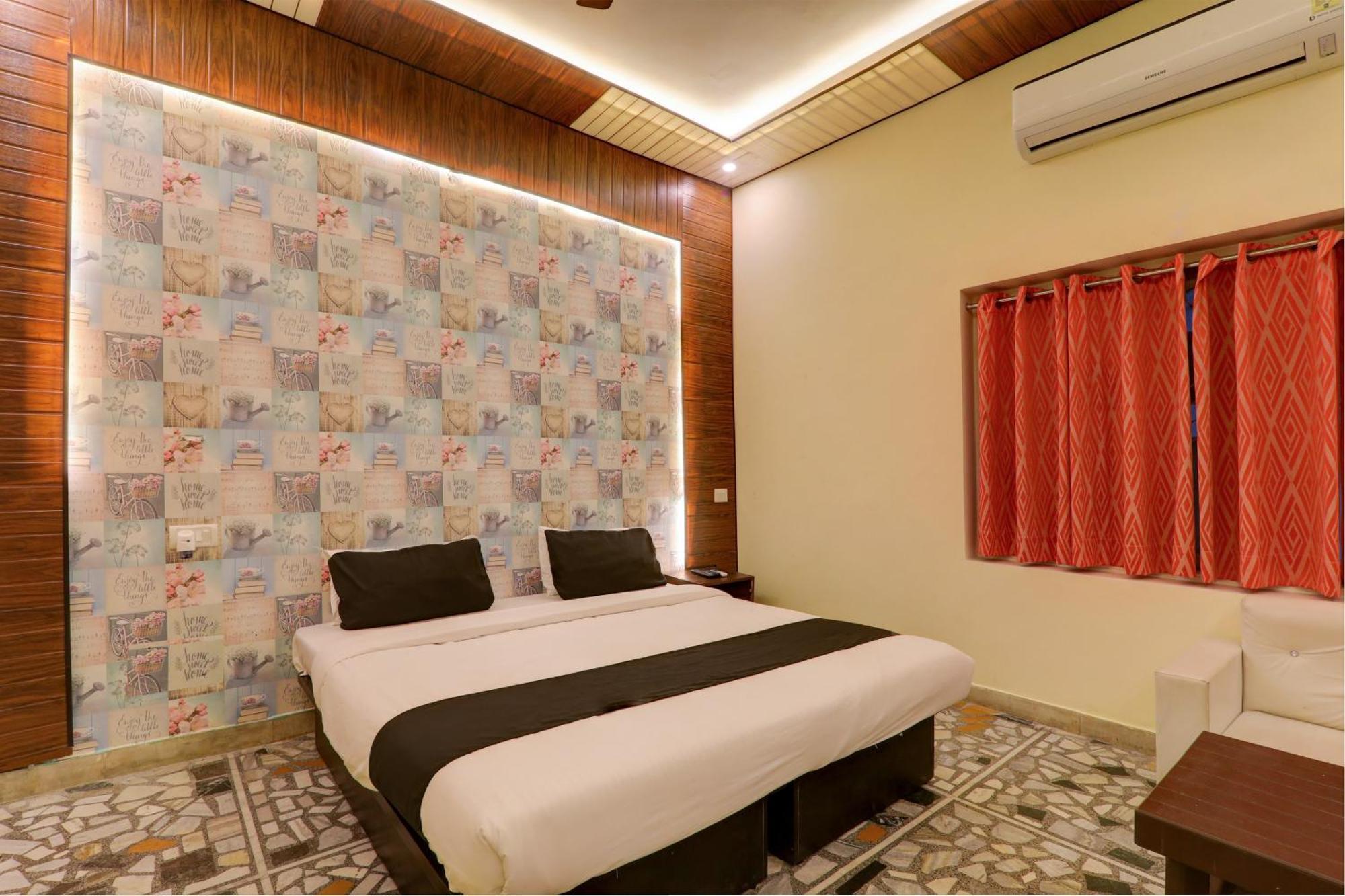 O Flagship Adbhut Moment Hotel