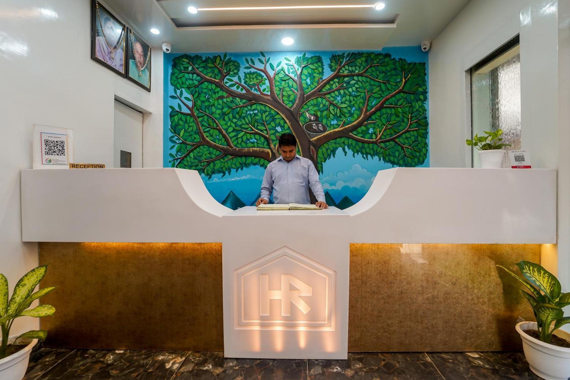 Roshan Hotel Varanasi