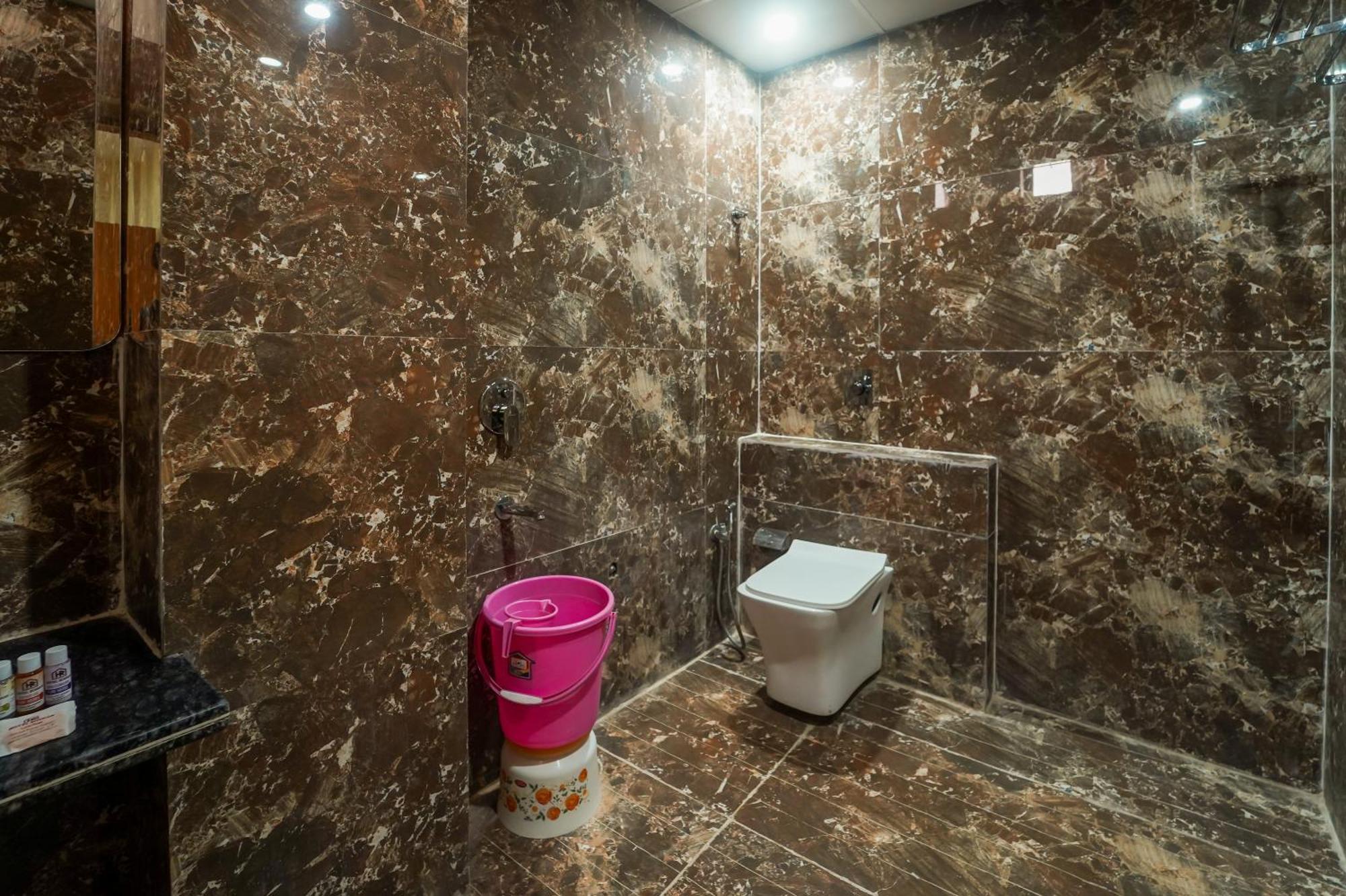Roshan Hotel Varanasi