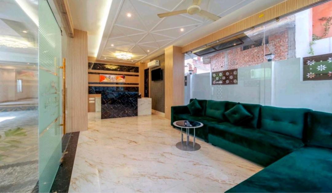 Raj 3*