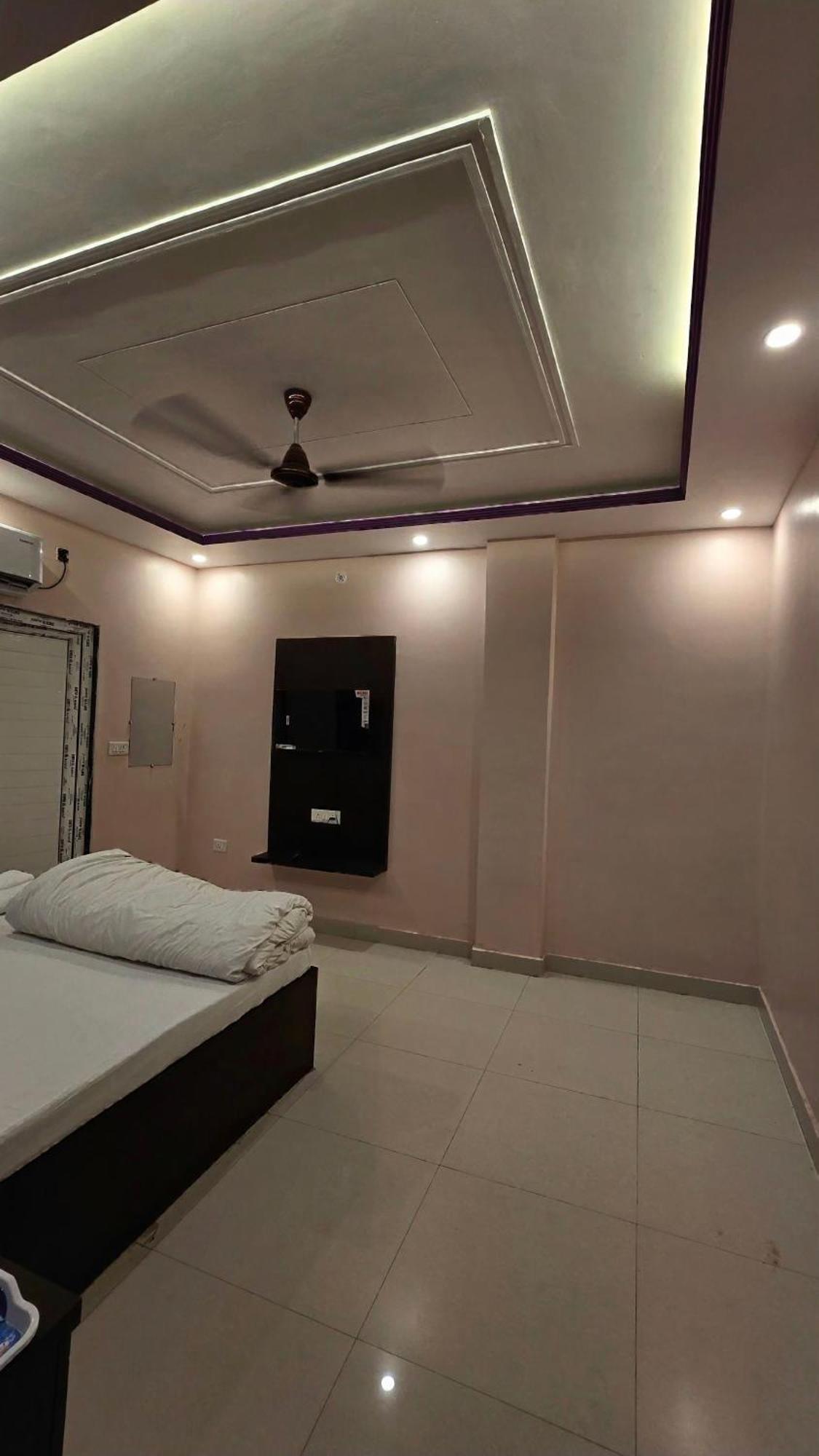 Guest house Adikeshav Varanasi
