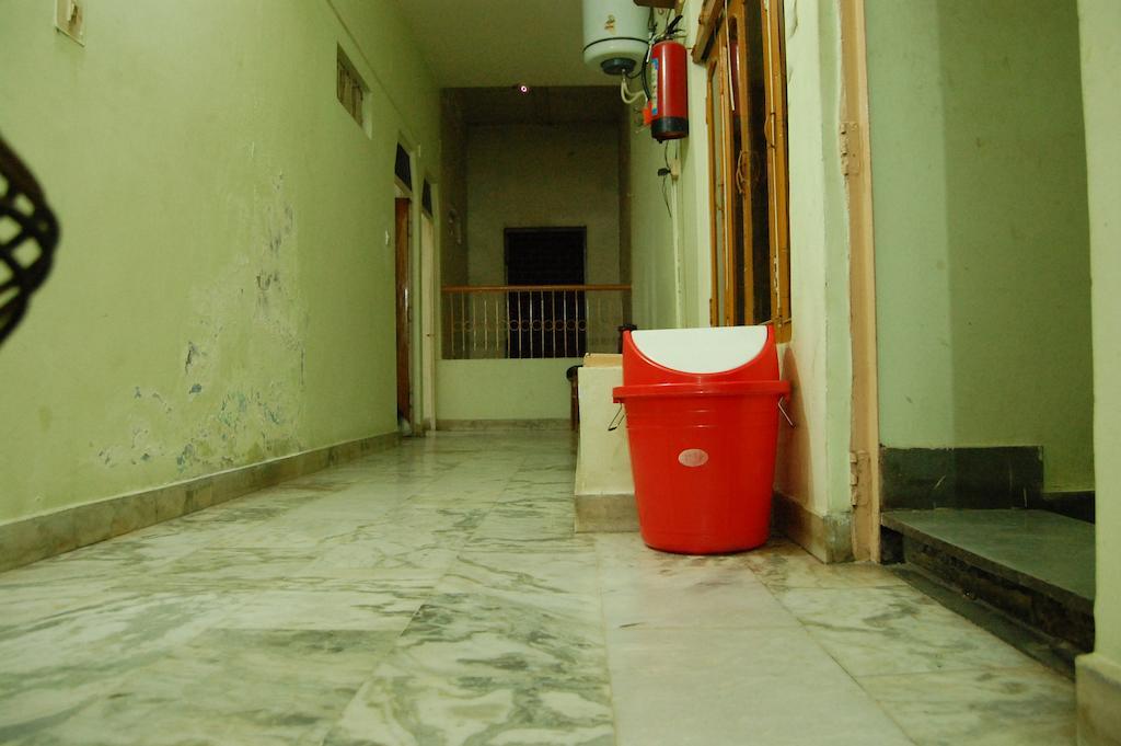 Guest house Puja Varanasi