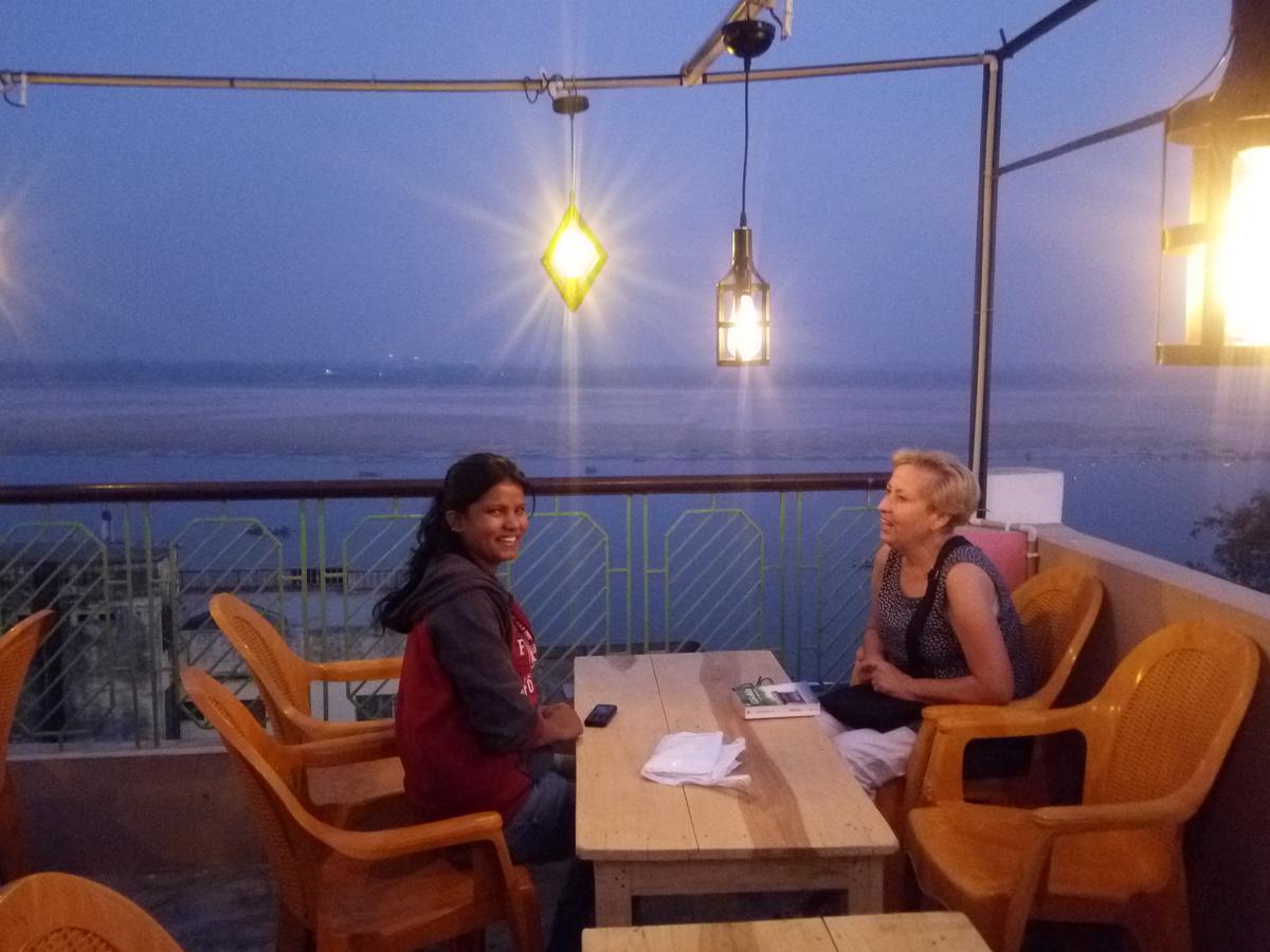 Chatter Box Varanasi