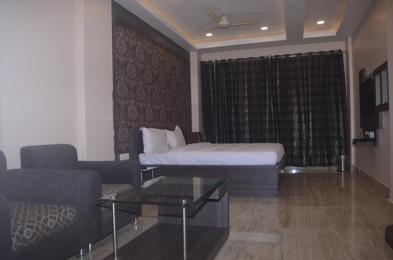 Madhuvan Palace Hotel