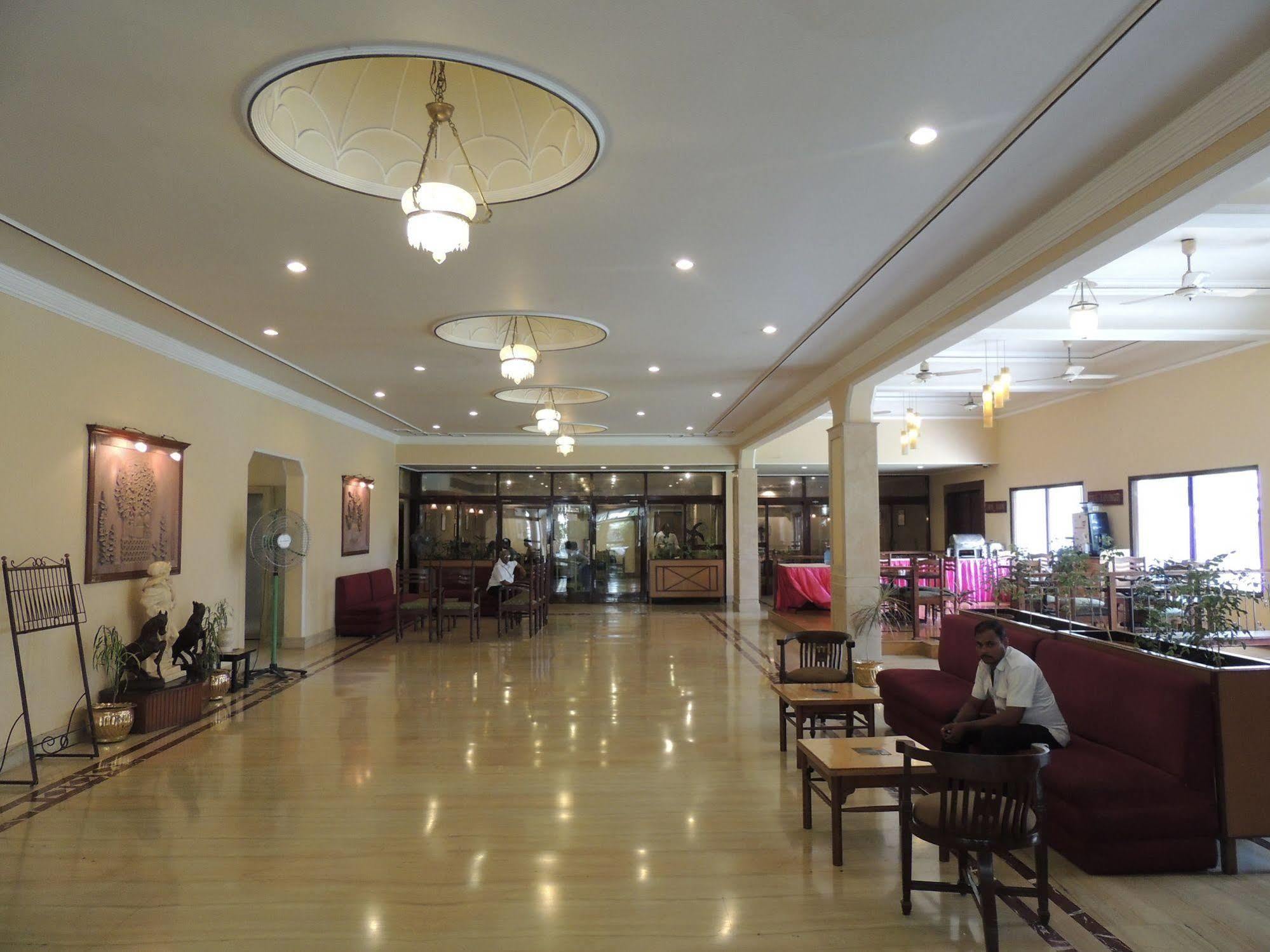 Diamond Hotel