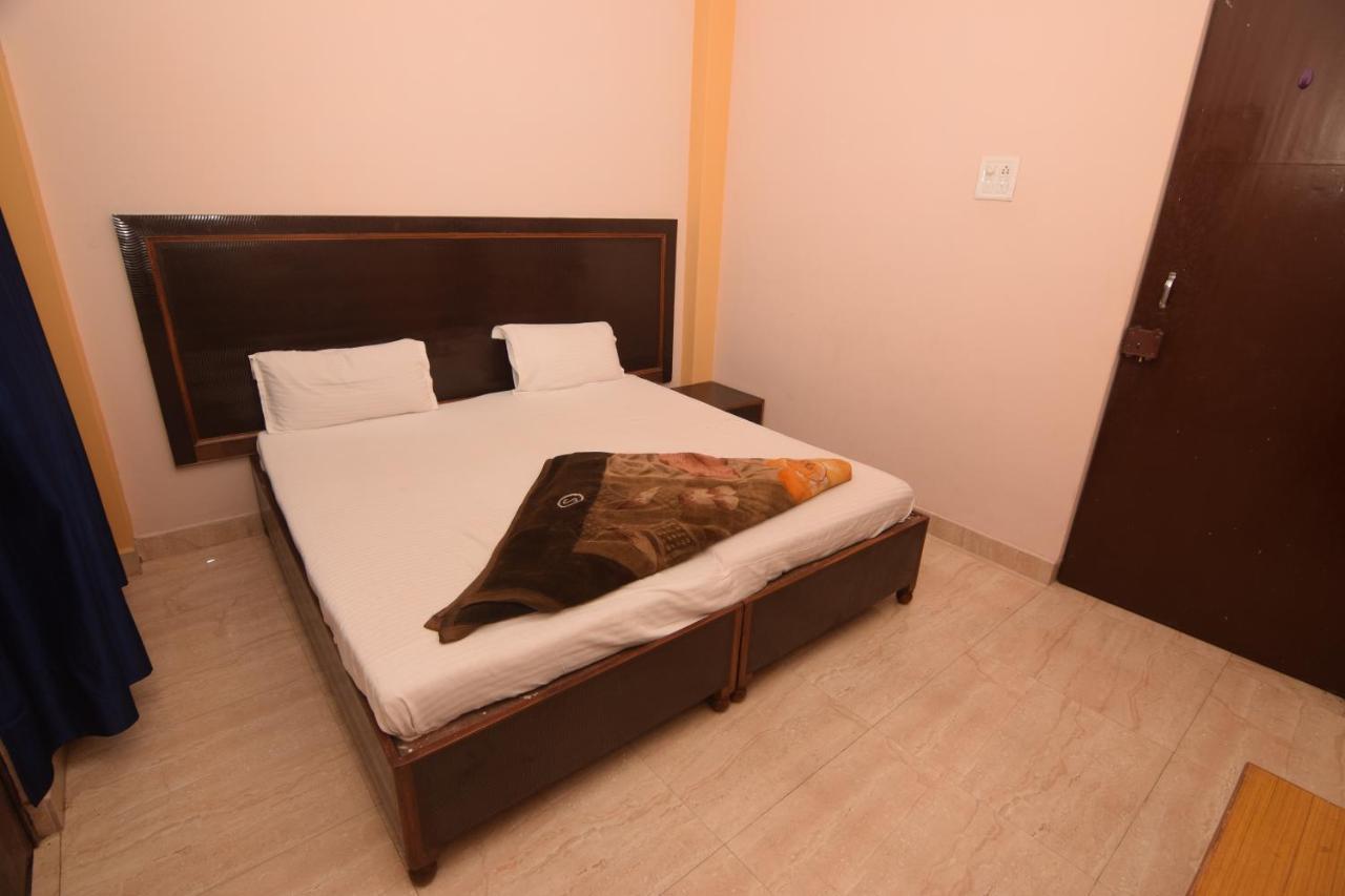 Assi River Guest house Varanasi