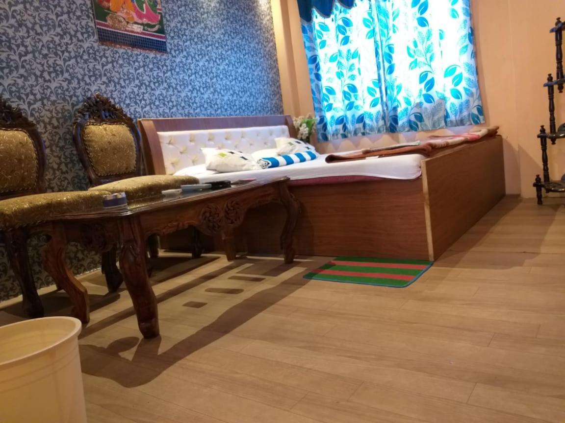Buddha Guest house Varanasi