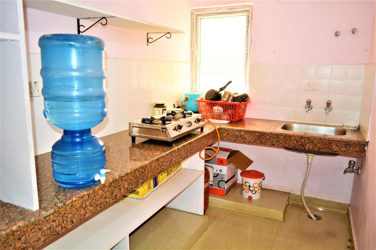 Apartment Pretty Garden View 3bhk Furnished Flat Near Kashi Vishwanath Temple *