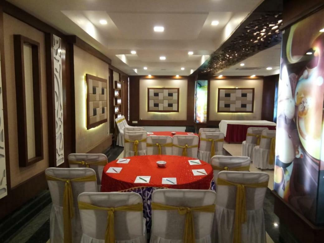 Grand Continental 3* Varanasi