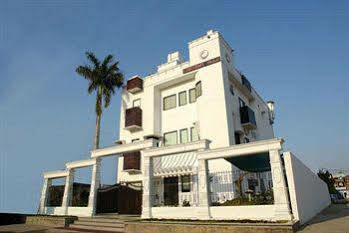 Cresent - Near Assi Ghat Hotel