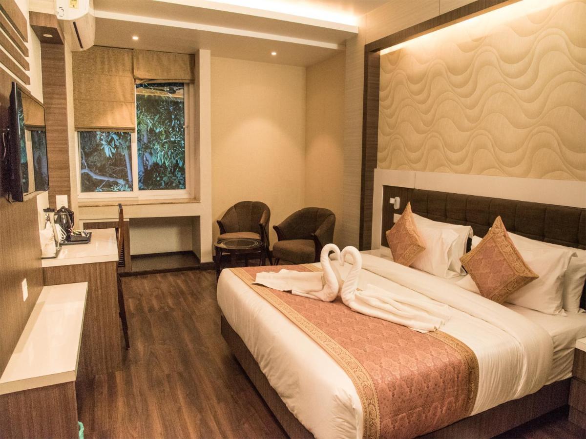 36 Avenue Hotel Varanasi