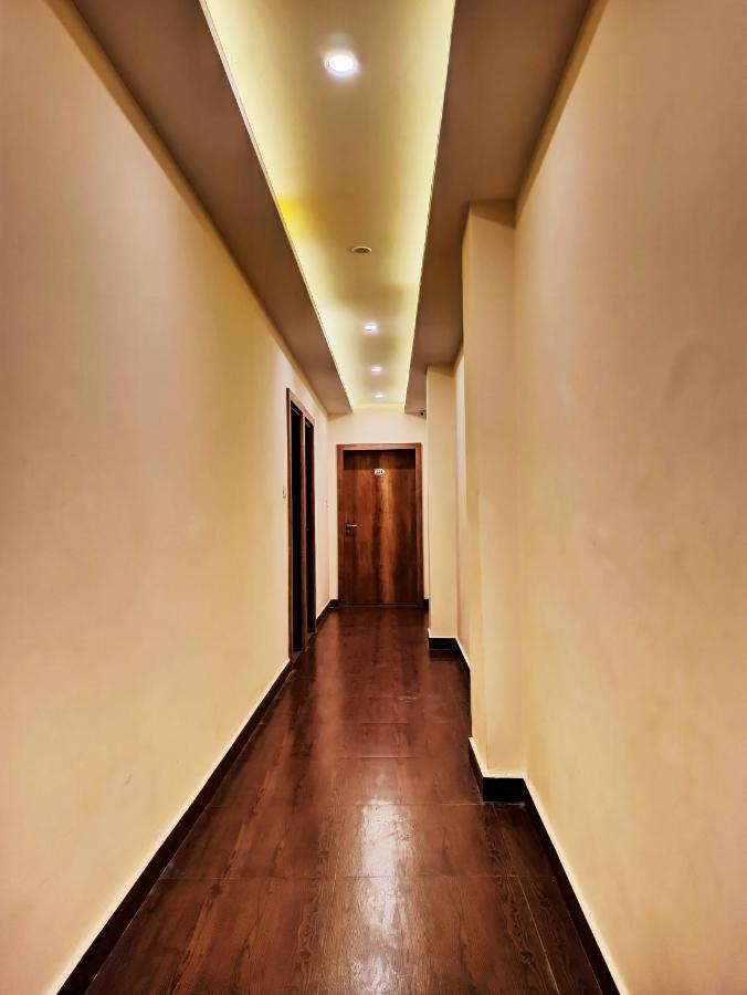 Janki Hotel