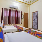 Fabhotel Shivam Palace