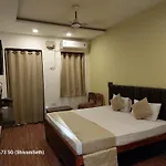 Hotel Gokul Grand