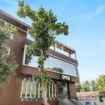 Oyo Flagship Seth Vila