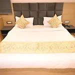 Sampanna Inn