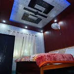 Khubbu\'S Inn