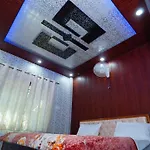 Khubbu\'S Inn